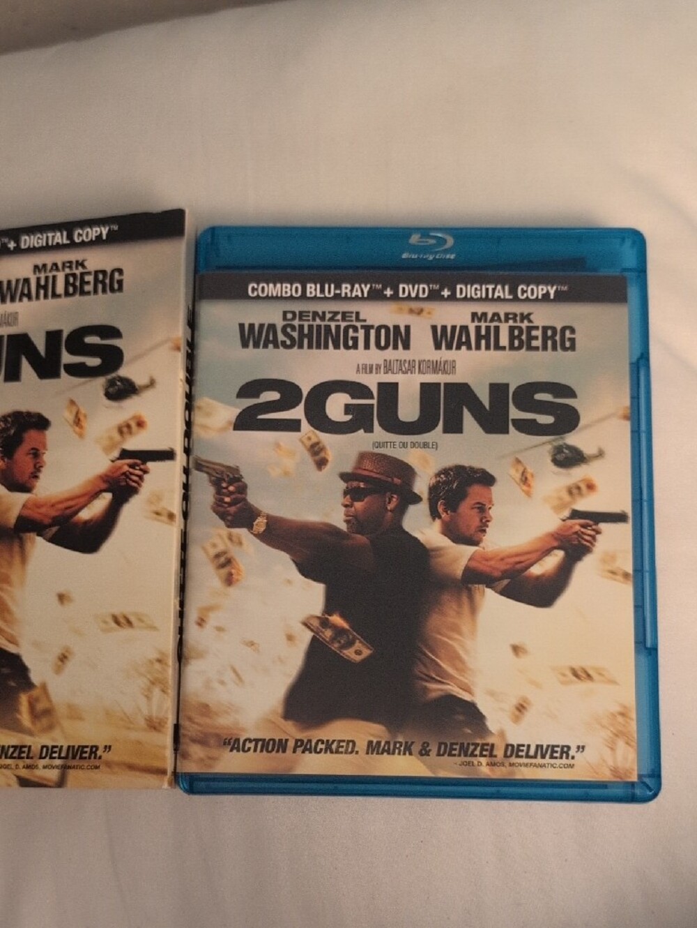 2 Guns Blu-Ray + DVD + Slipcover (Denzel Washington, Mark Wahlberg) - Picture 2 of 7